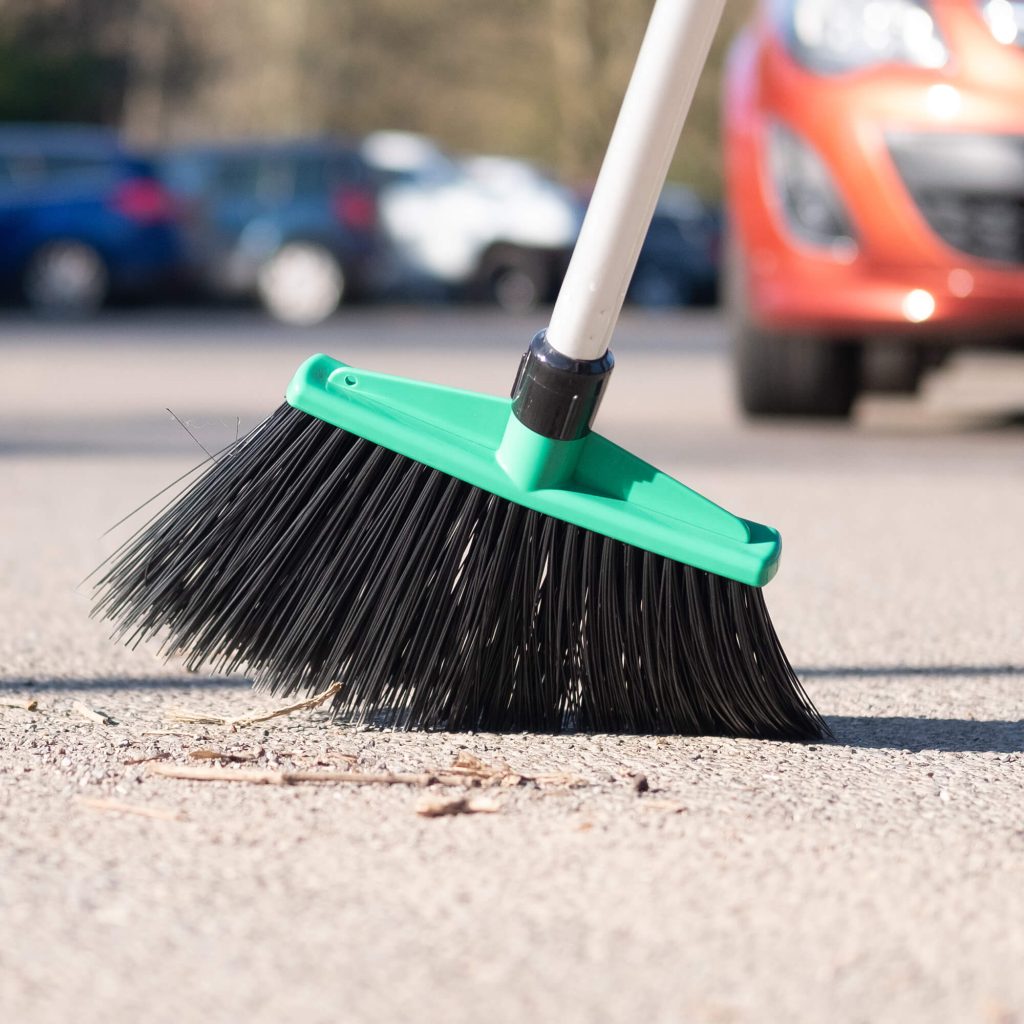 Angle Broom Blue SYR